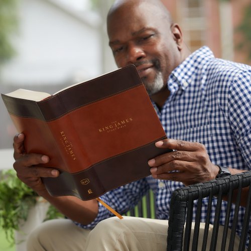 The King James Study Bible, Imitation Leather, Brown, Full-Color Edition