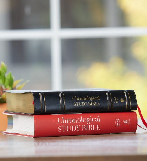 NKJV Chronological Study Bible, Hardcover, Comfort Print