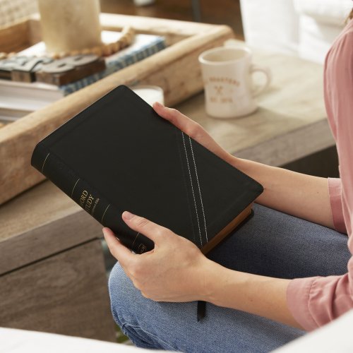 NKJV, Word Study Reference Bible, Leathersoft, Black, Red Letter, Comfort Print