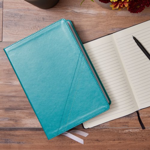 NKJV, Word Study Reference Bible, Leathersoft, Turquoise, Red Letter, Comfort Print