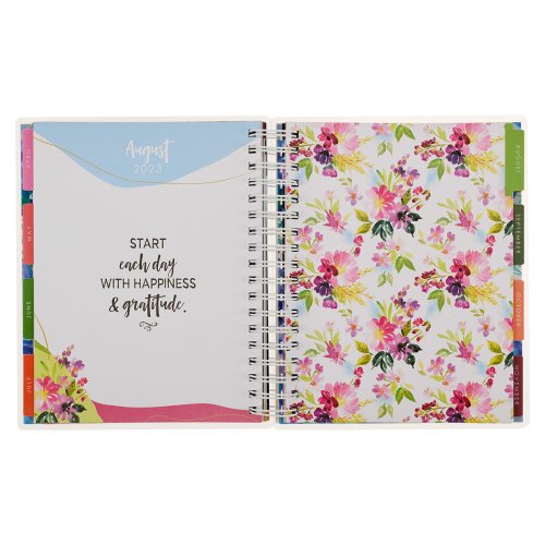 2023 18-Month Planner A Moment In Time