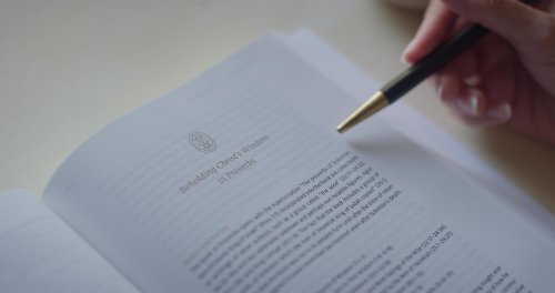 ESV Beholding Christ Bible