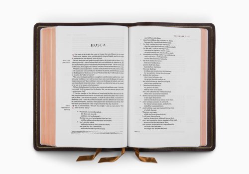ESV Heirloom Bible, Gloria Dei: Single Column Edition (Calfskin, Mahogany)