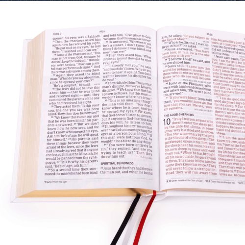 CSB Family Bible, White LeatherTouch Over Board