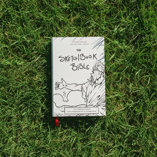 The Sketchbook Bible: The Complete Bible with Hundreds of Illustrations (NKJV, Hardcover, Red Letter, Comfort Print)