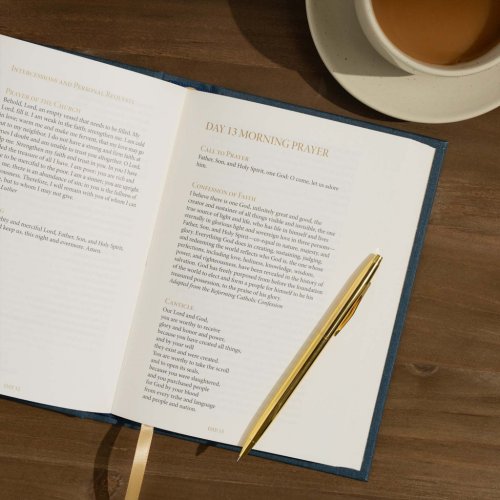 Letters of Paul in 30 Days: CSB Edition