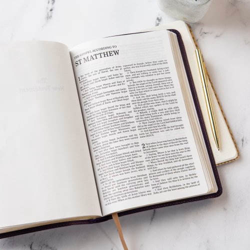 KJV Thinline Bible, Purple LeatherTouch