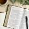 CSB Thinline Bible, Anglicised Edition, Olive Leathertouch
