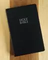NIV Gift and Award Bible, Leather-Look, Black, Red Letter Edition