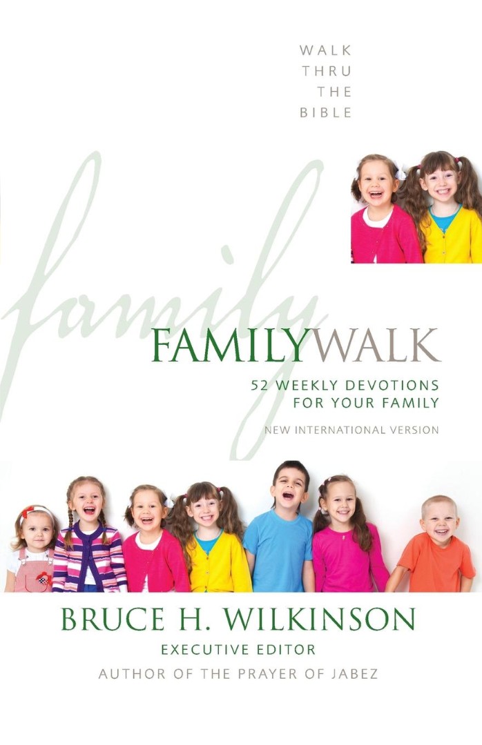 Family Walk By Walk Thru the Bible (Paperback) 9780310542414